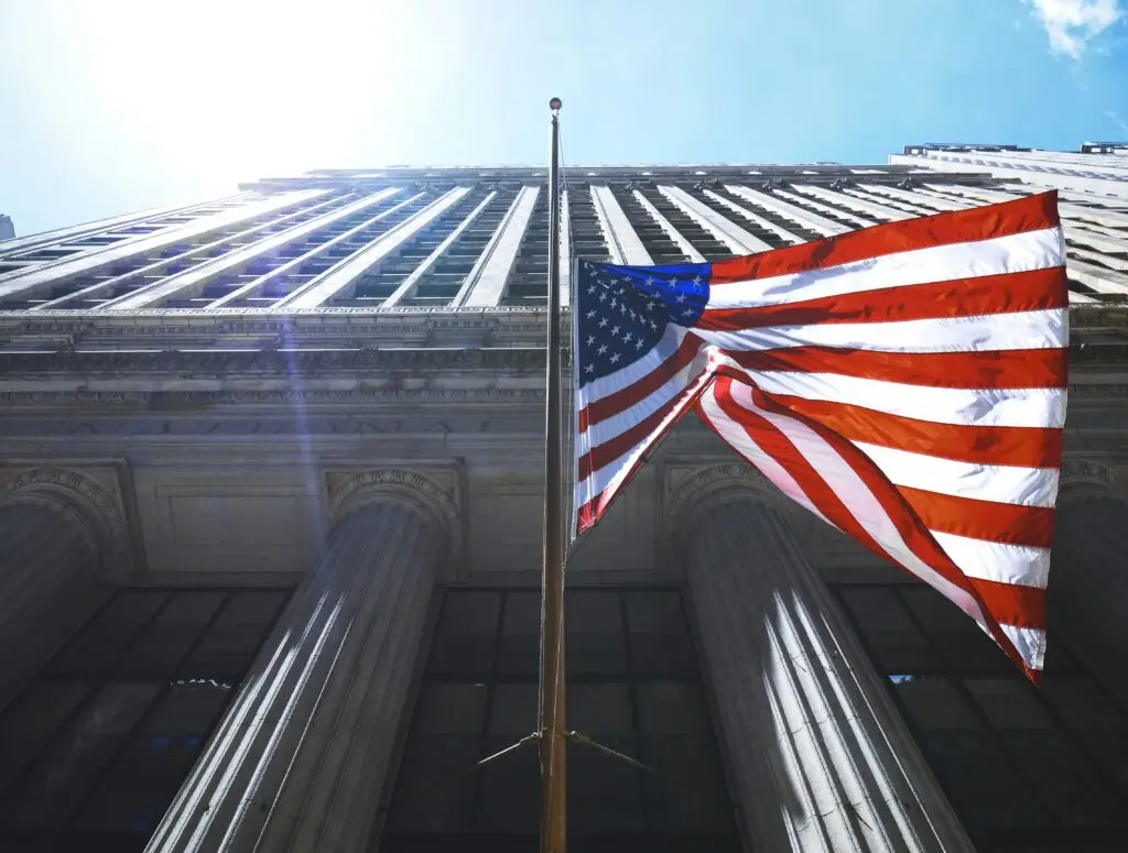 self-custody-wins-support-from-former-sec-official-–-digital-watch-observatory
